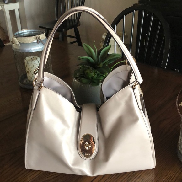 Coach Handbags - Coach hobo bag